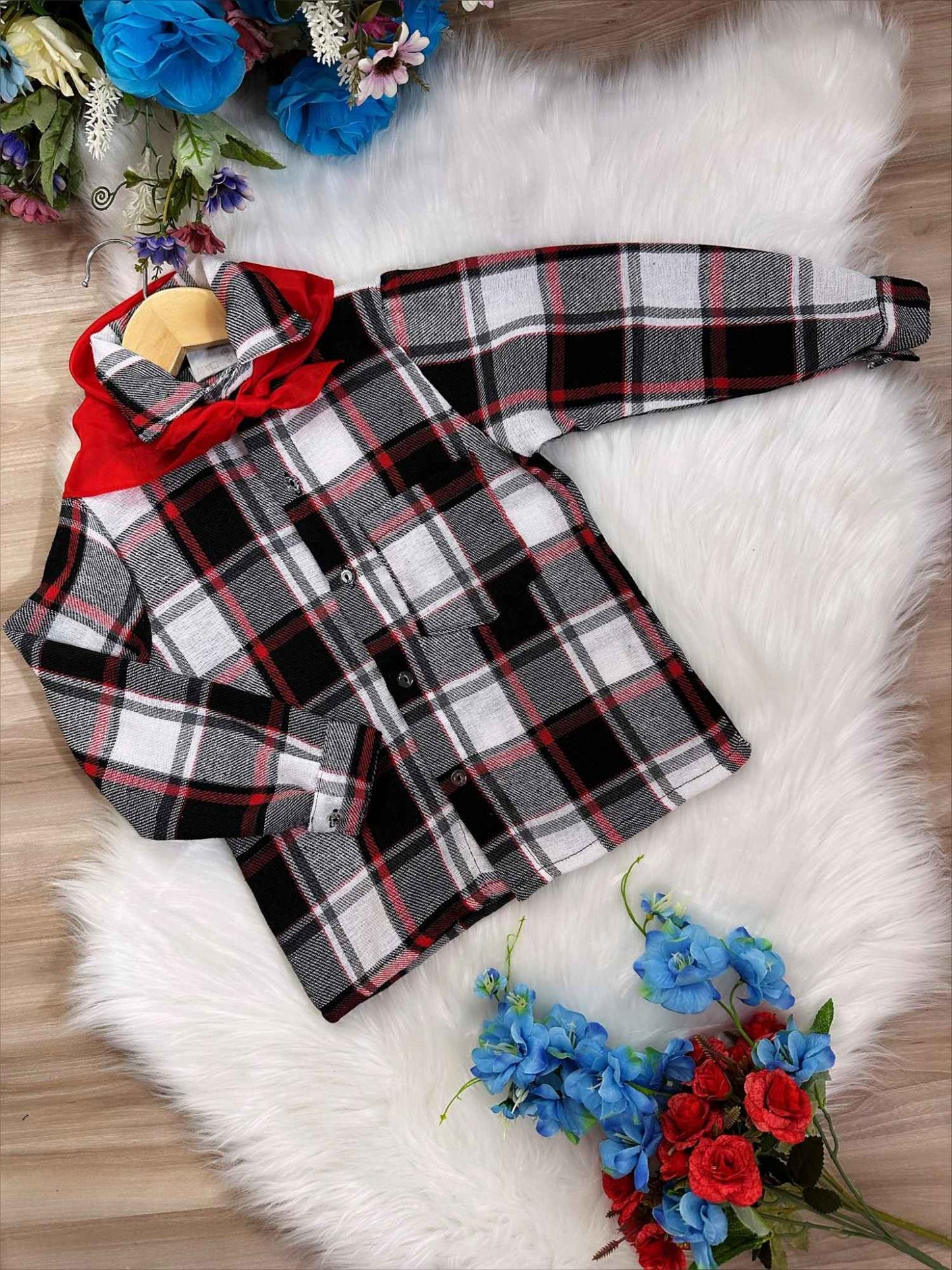 Camisa a cuadros Junino negra, roja y blanca con bufanda