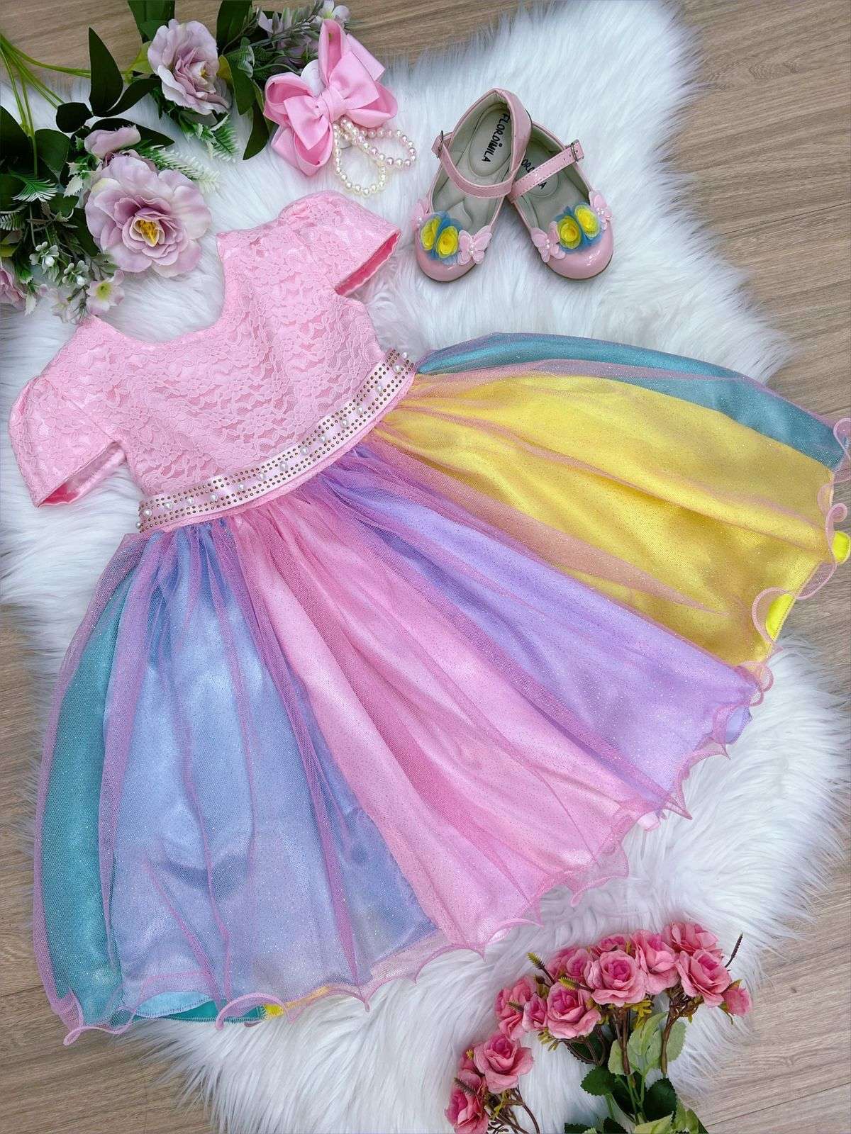 Vestido de fiesta arcoíris con diseño de unicornio y lluvia de amor para niños
