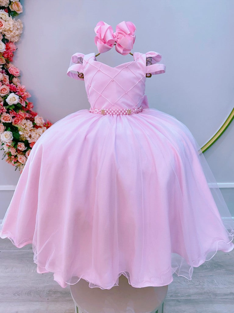 Vestido infantil rosa claro con busto acanalado y perlas
