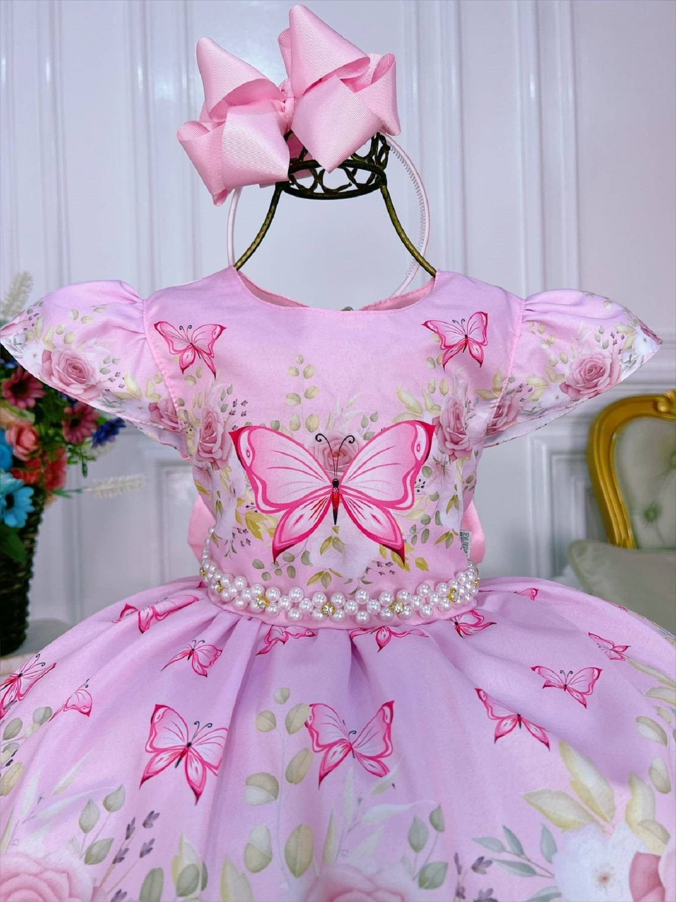 Vestido infantil de mariposas rosas con pedrería y perlas
