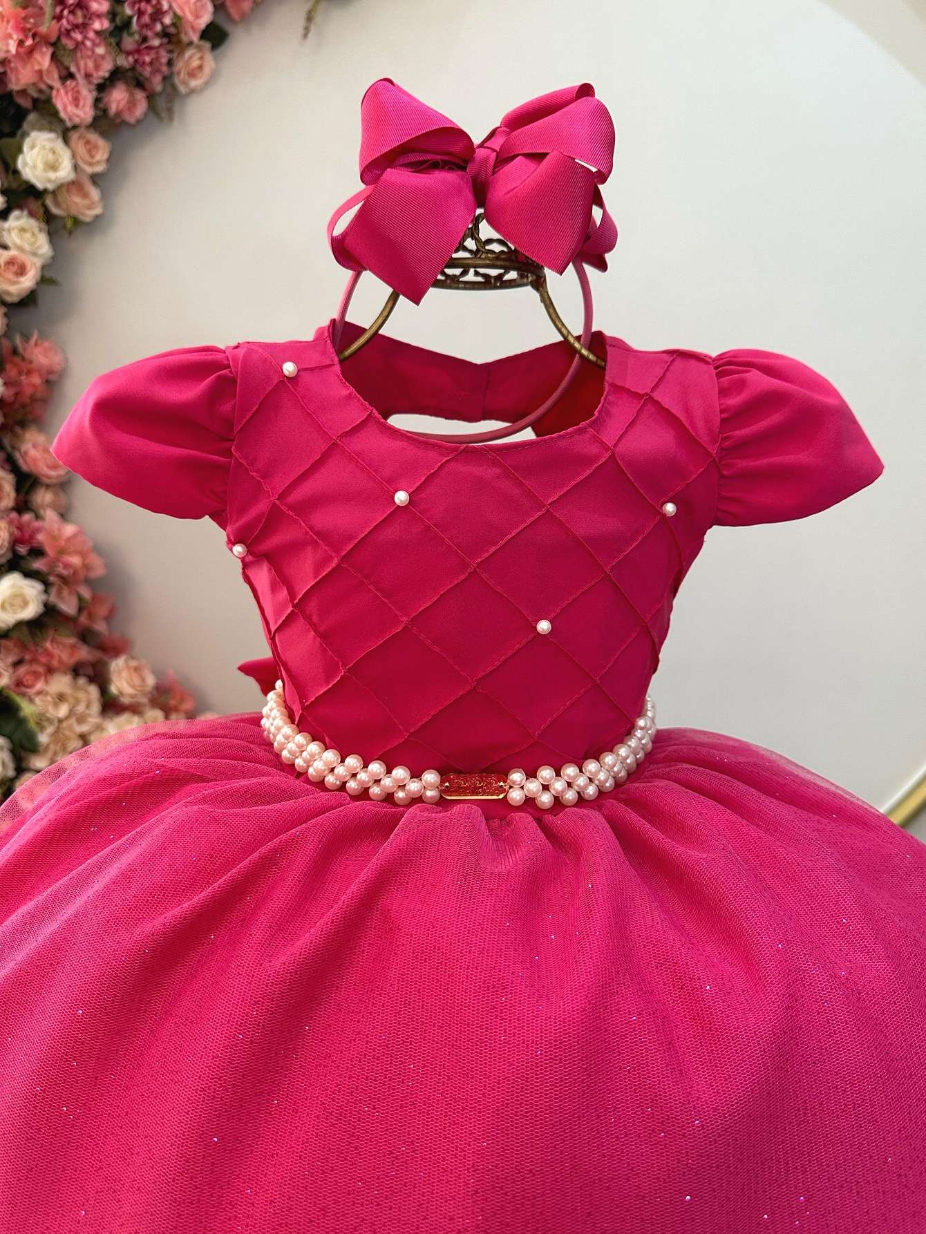 Vestido largo rosa infantil con busto acanalado para fiestas de damas de honor