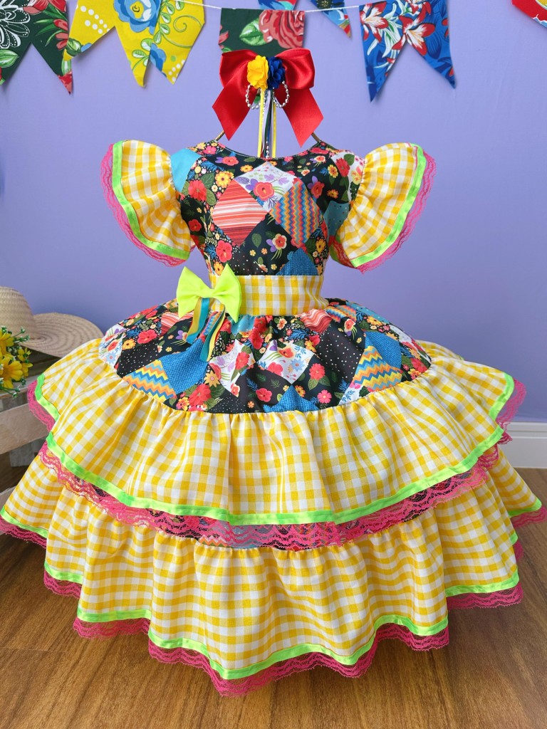 Vestido infantil de lujo Junino Arraiá con cuadros amarillos y coloridos