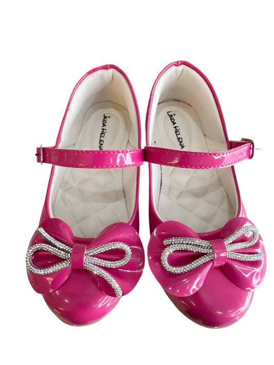 Zapatos infantiles de charol rosa con lazo y aplique de pedrería 