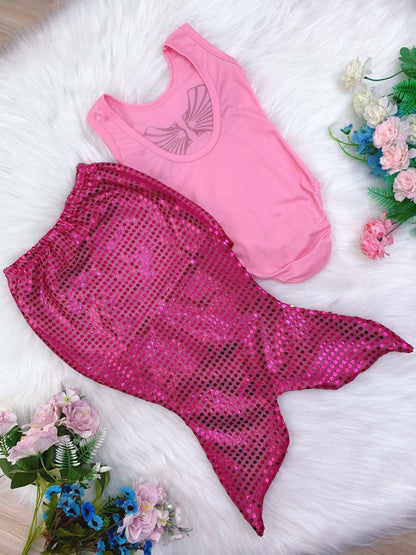 Disfraz de sirena rosa con chicle y escamas rosas