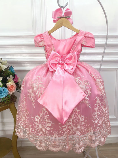 Vestido infantil rosa con encaje de realeza y cinturón de perlas