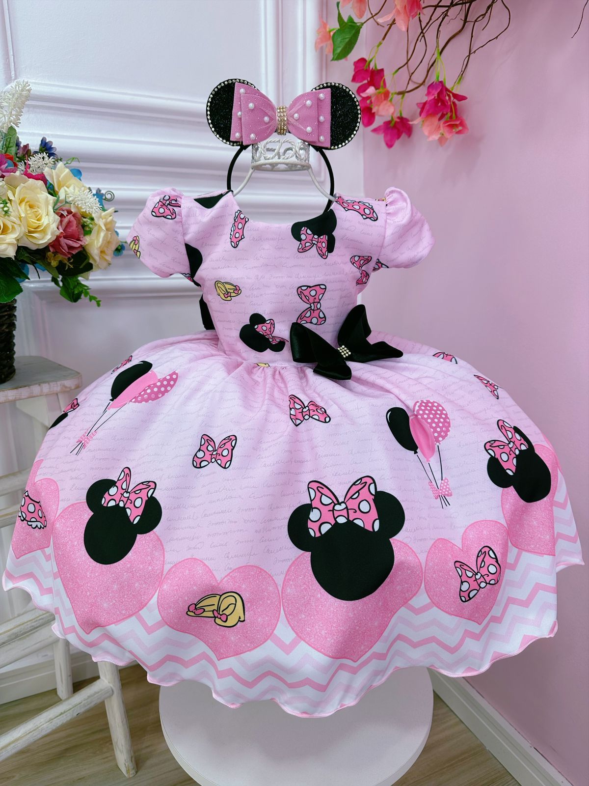 Vestido infantil de Minnie Mouse rosa con broche de lazo de lujo