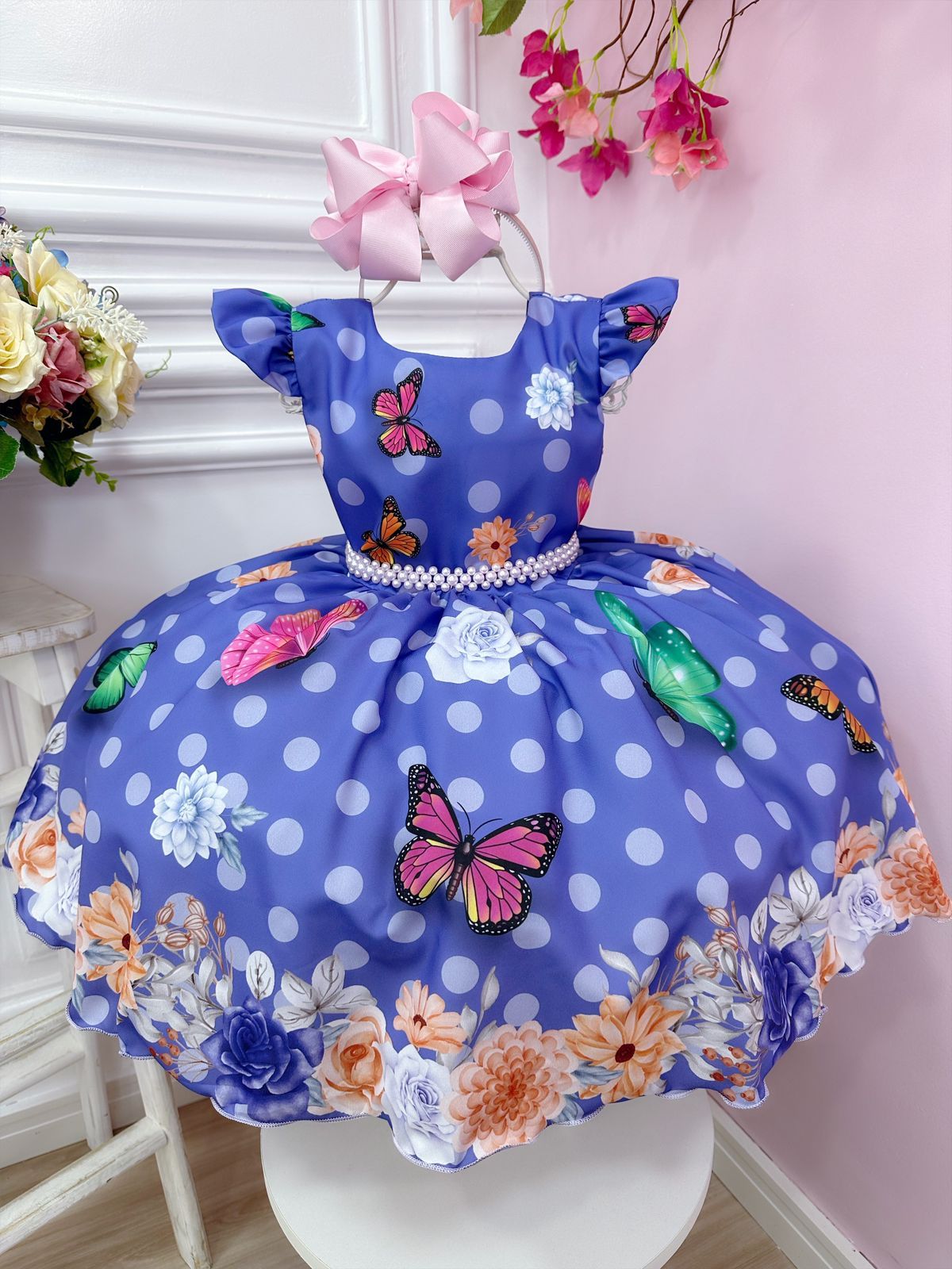 Vestido infantil de jardín de mariposas lila con cinturón de perlas