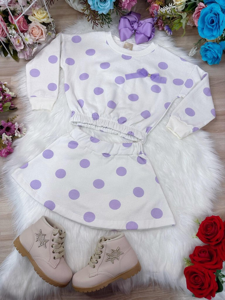 Conjunto de sudadera, blusa y falda en blanco roto y lila 