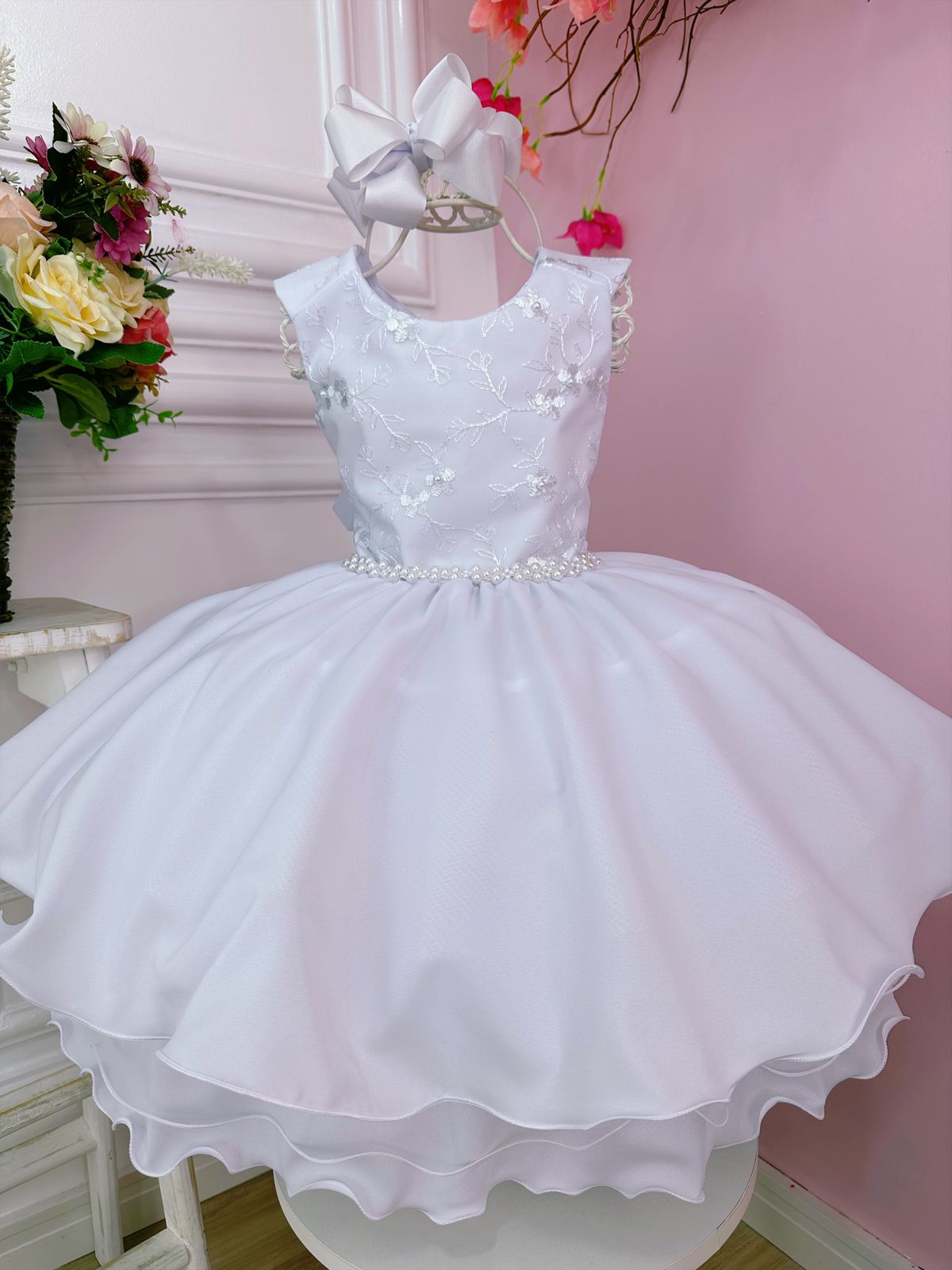Vestido Infantil Branco C/ Renda Damas e Cinto de Pérolas