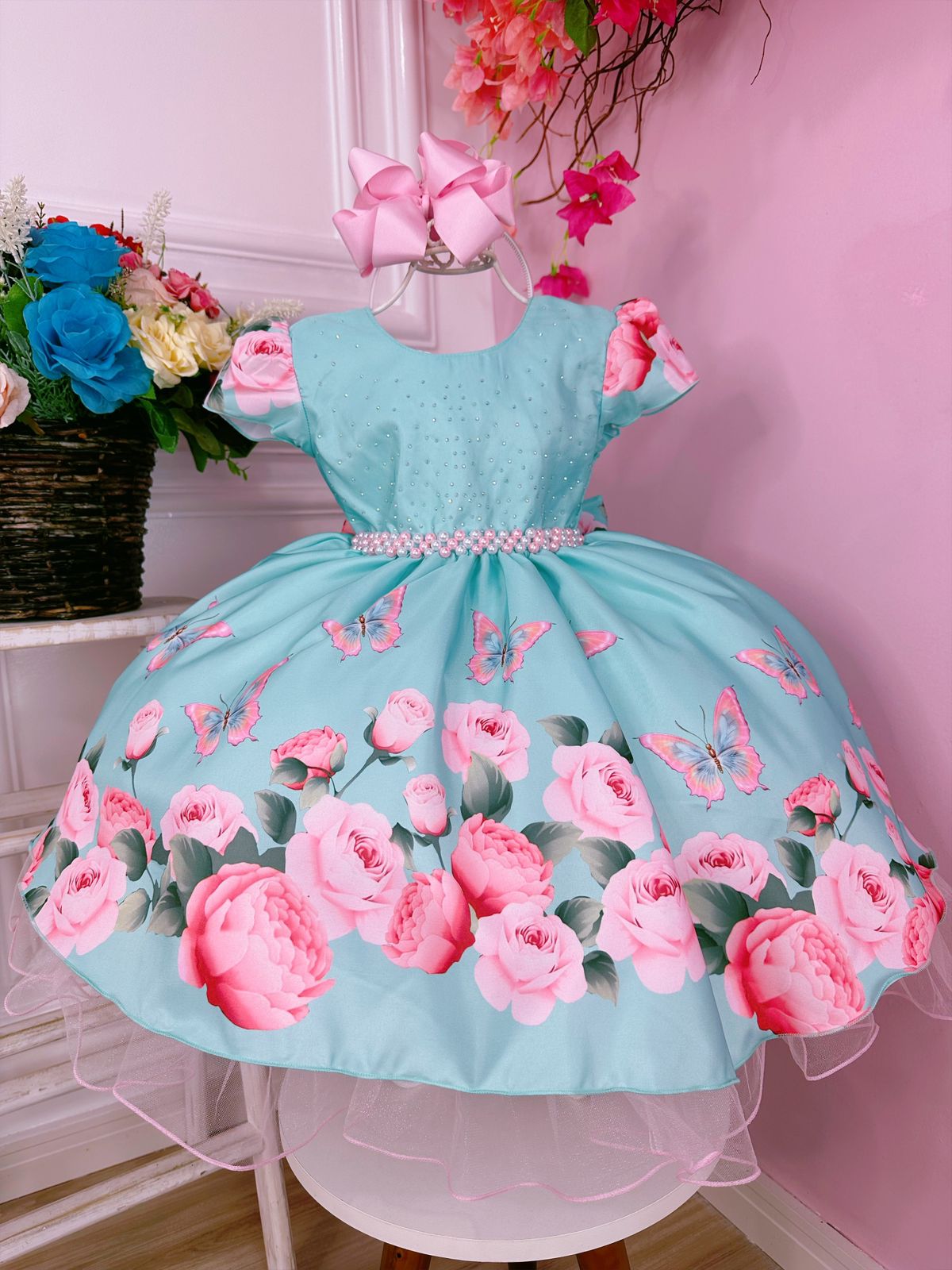 Vestido infantil con diamantes de imitación y mariposas verdes