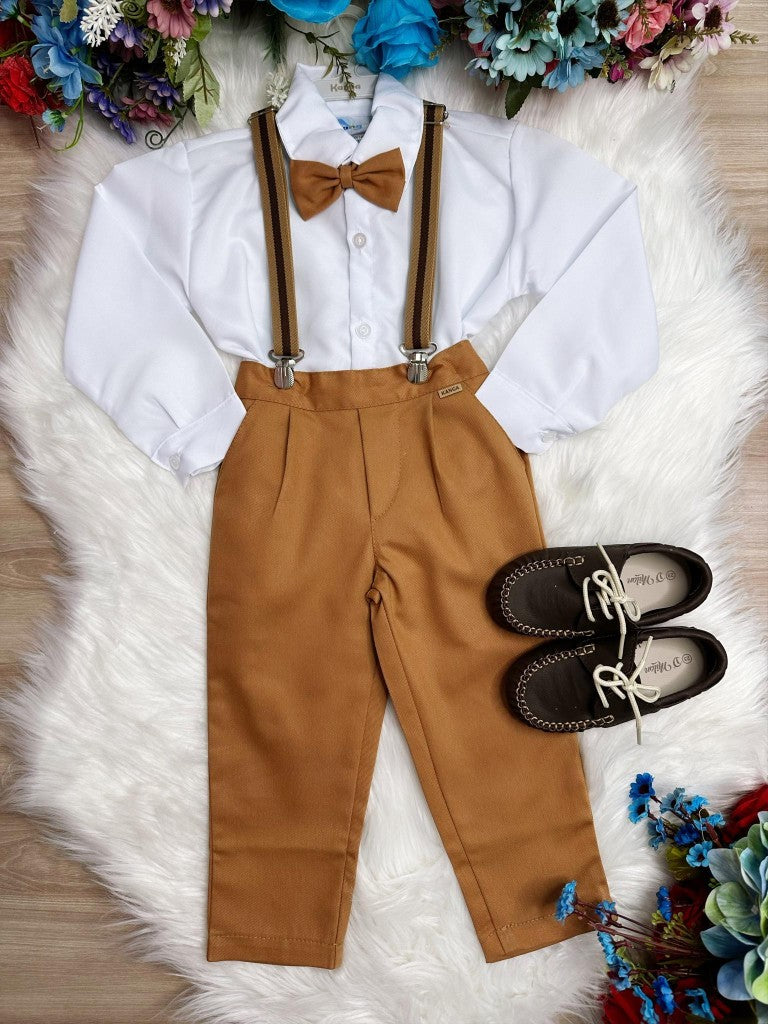 Conjunto formal con camisa blanca y pantalón con tirantes color caramelo