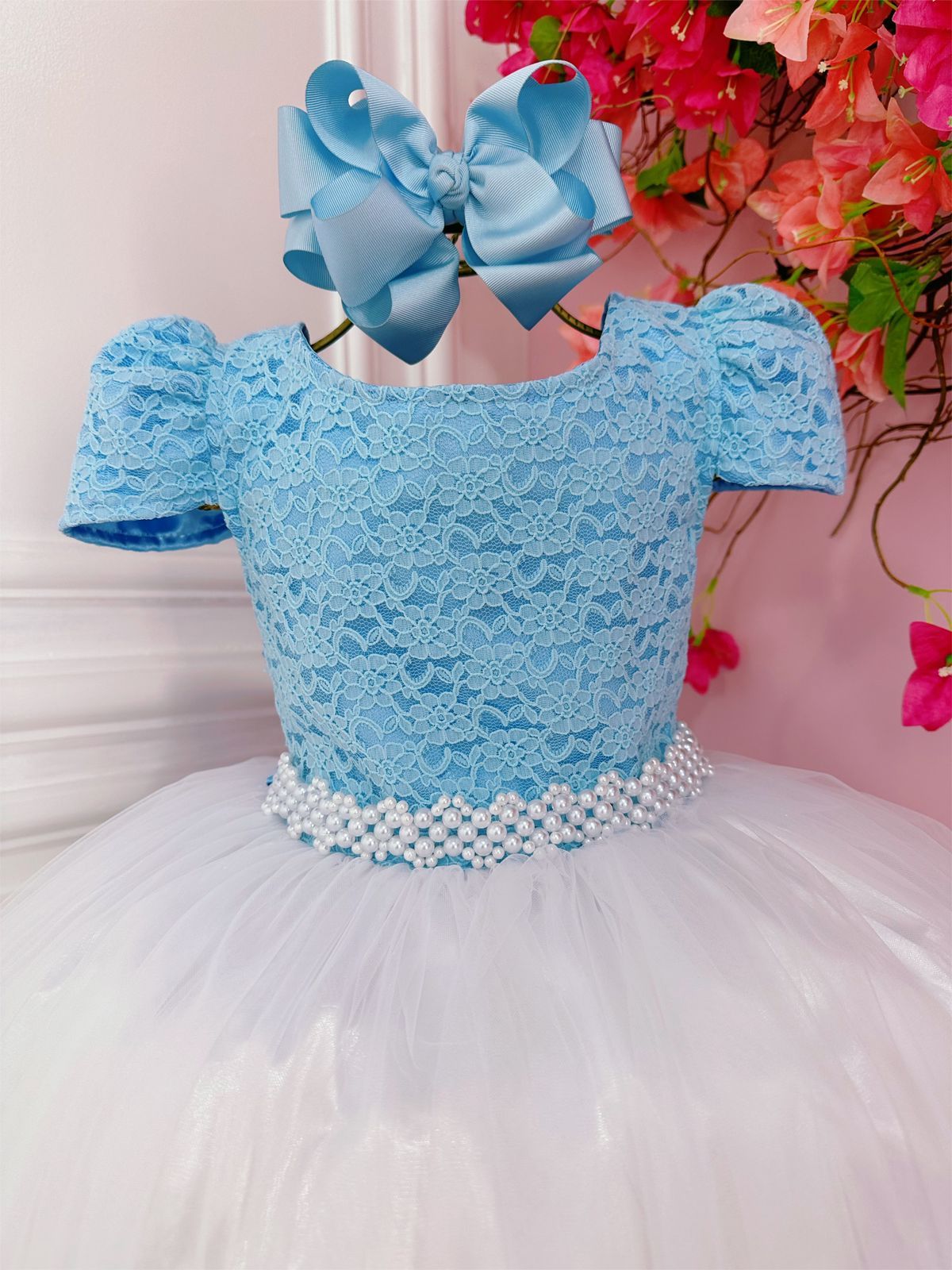 Vestido infantil azul con encaje y falda blanca larga para mujer