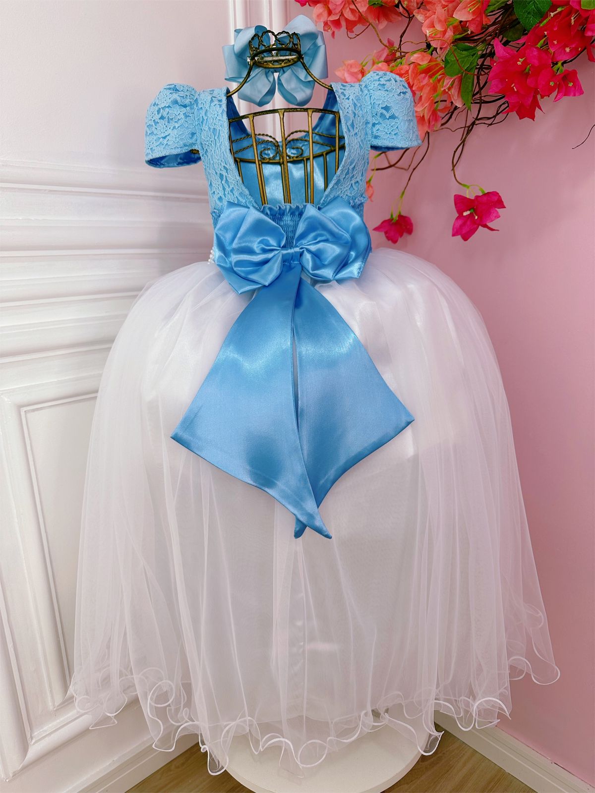 Vestido infantil azul con encaje y falda blanca larga para mujer