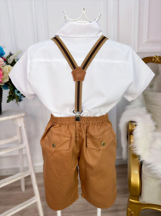 Conjunto de camisa corta con tirantes y corbata color caramelo oscuro 