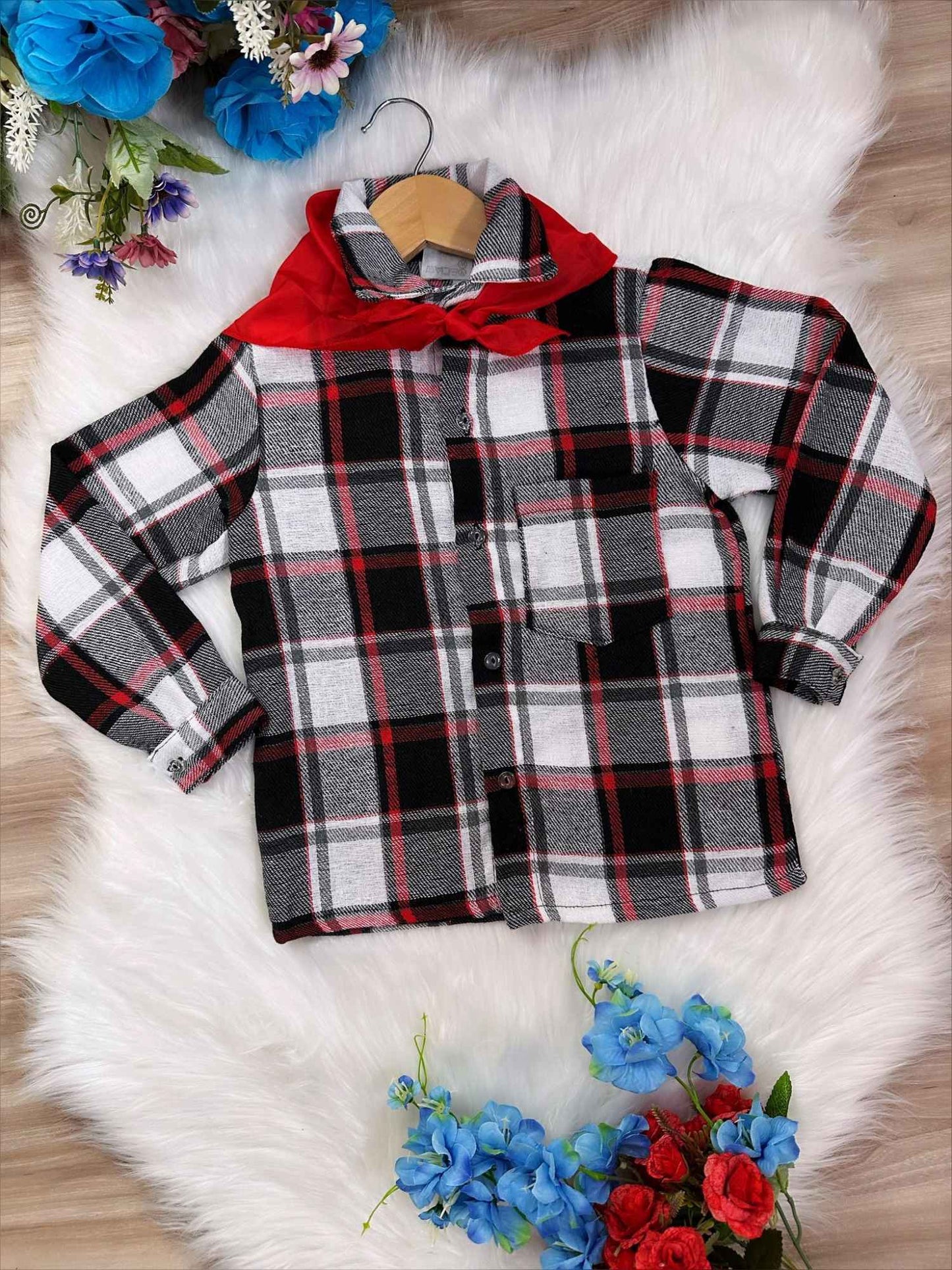 Camisa a cuadros Junino negra, roja y blanca con bufanda