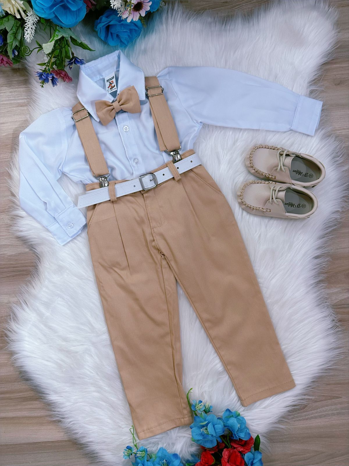 Conjunto Formal: Camisa, Corbata, Pantalón y Tirantes, Color Caqui 