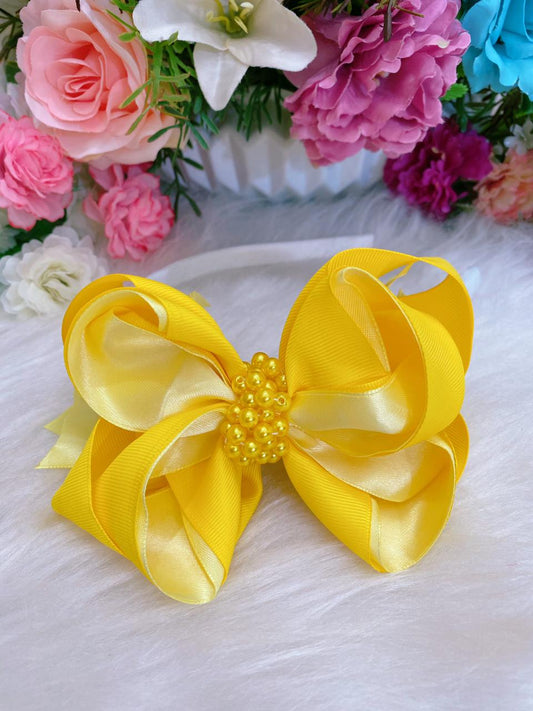 Tiara infantil de lujo con perlas amarillas