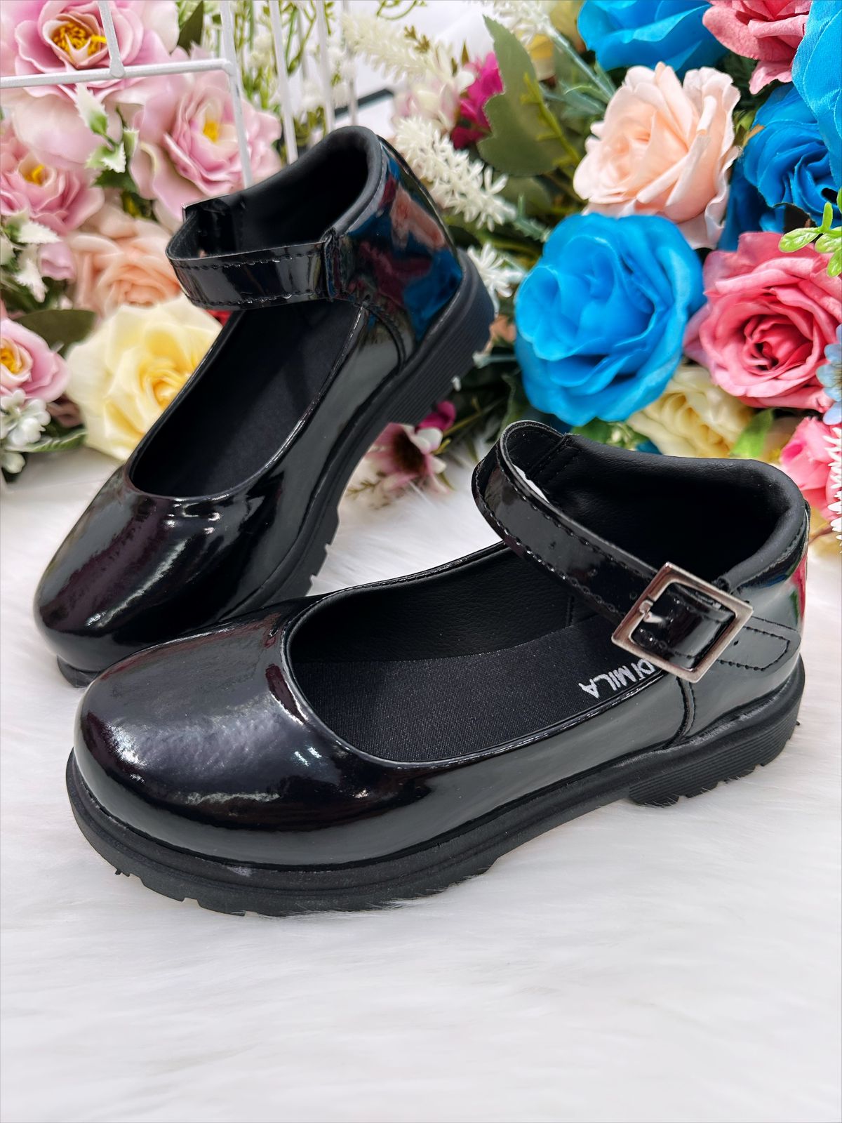Zapatos de lujo para niños en charol negro