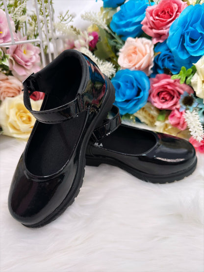 Zapatos de lujo para niños en charol negro