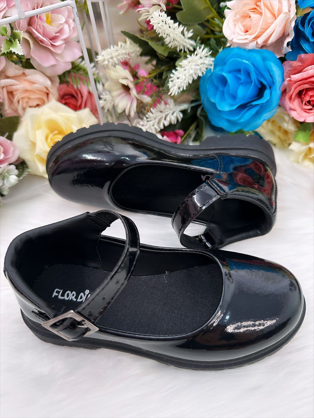 Zapatos de lujo para niños en charol negro