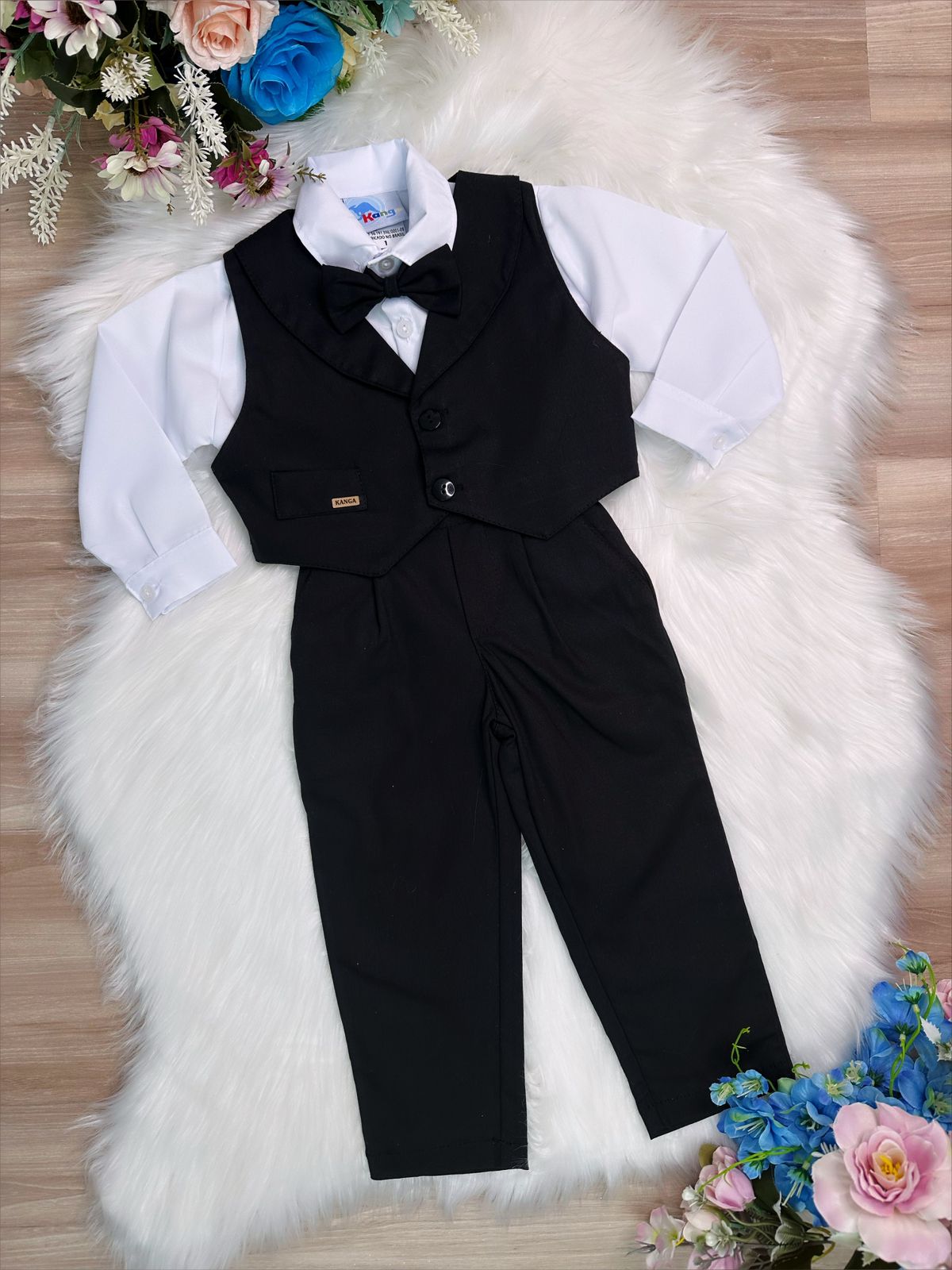 Conjunto Formal: Pantalón, Camisa, Chaleco y Corbata en Color Negro 