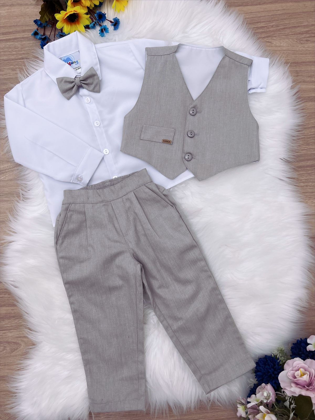 Conjunto Formal Camisa Blanca Chaleco Corbata Pantalón Gris 