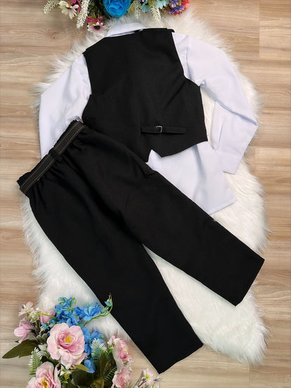 Conjunto formal: chaleco, pantalón, corbata negra y camisa blanca
