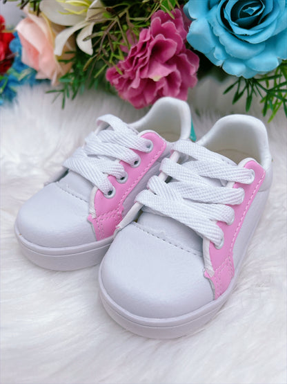 Zapatillas blancas y rosas con cordones para niñas 