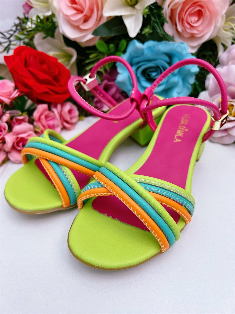 Sandalias planas para niños con tiras de colores y tacones de lujo 