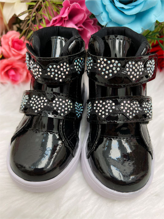 Botines infantiles de charol brillante Black Heart con velcro