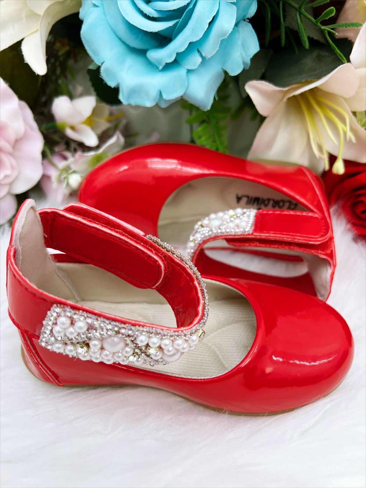 Tobillero con purpurina roja, perlas y pedrería