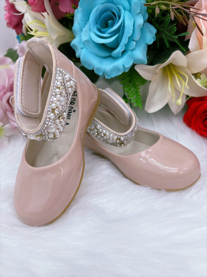 Zapato Tobillero de Charol Color Nude con Perlas y Pedrería