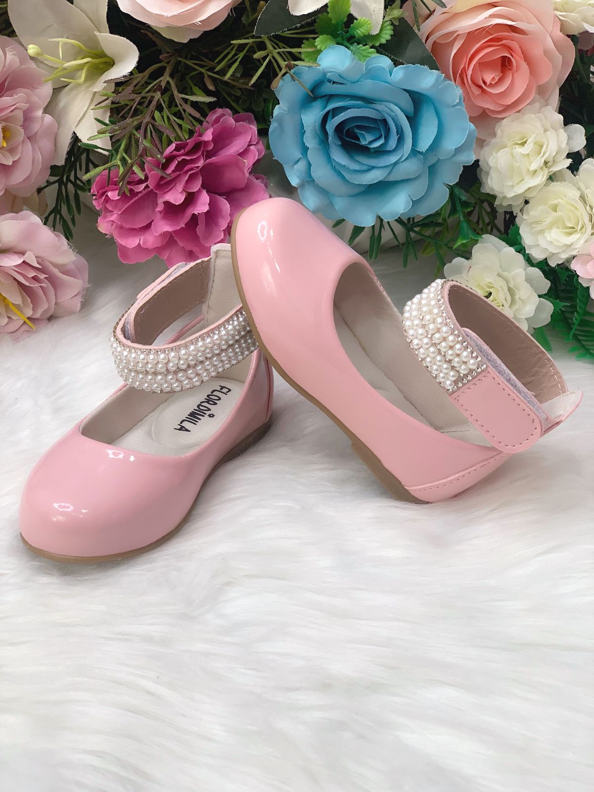 Sapatinho Rosa com Tornozeleira Pérolas e Strass