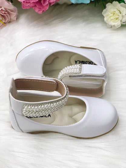 Sapatinho Branco com Tornozeleira Pérolas e Strass