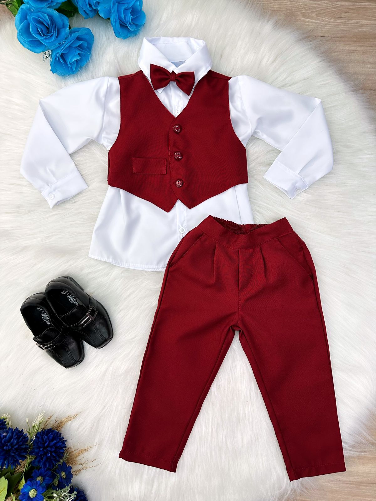 Conjunto formal de camisa blanca, chaleco y pantalón Marsala Grav.