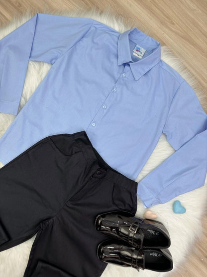 Conjunto formal de camisa azul y pantalón negro de algodón 