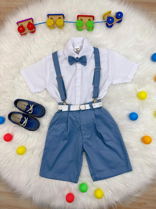 Conjunto de camisa formal azul petróleo, pantalones cortos, corbata y tirantes 