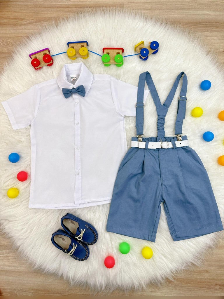 Conjunto de camisa formal azul petróleo, pantalones cortos, corbata y tirantes 