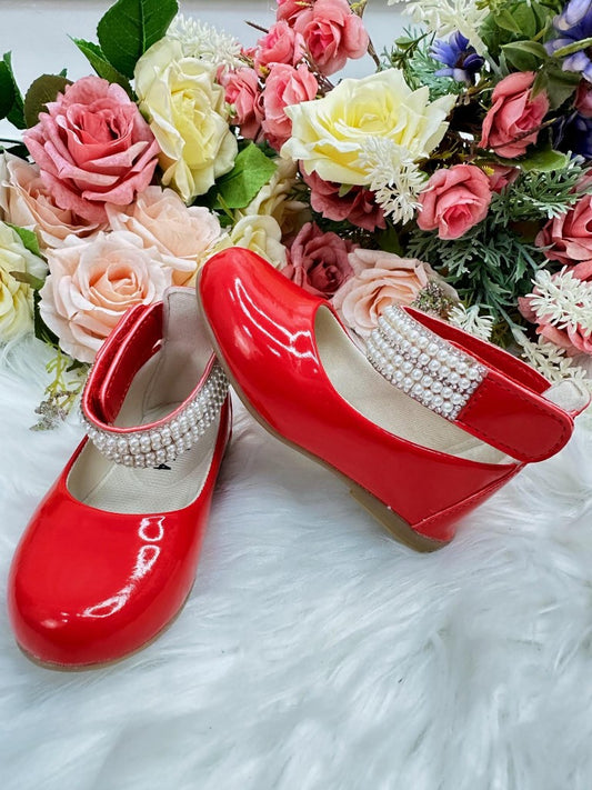 Tobillera de zapato rojo con perla y diamantes de imitación 