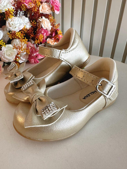 Zapato dorado con lazo y aplique de diamantes de imitación 