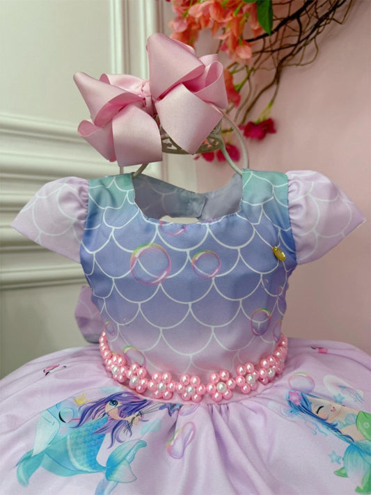 Vestido de sirena rosa y lila con escamas y cinturón de perlas 