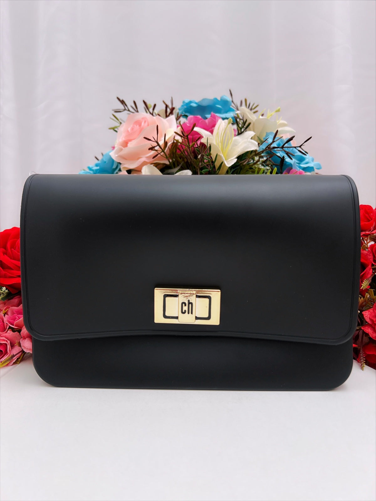 Bolso de hombro mediano con correa ajustable en varios colores de lujo 