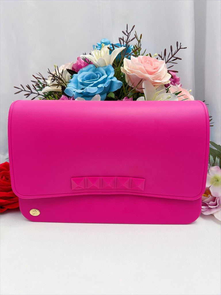 Bolso de hombro mediano con correa ajustable en varios colores de lujo 
