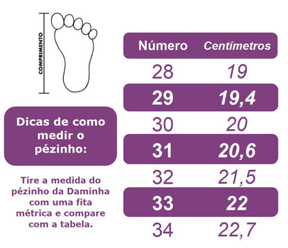 Botas altas para niños en color blanco roto con cordones y cremallera