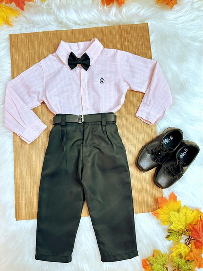 Conjunto Infantil: Camisa Rayas Salmón y Pantalón Negro con Cinturón