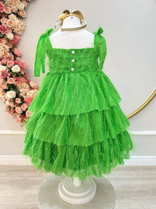 Vestido infantil verde con tirantes y plumas de lujo
