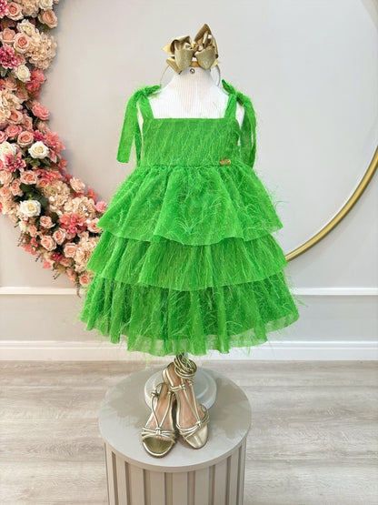 Vestido infantil verde con tirantes y plumas de lujo