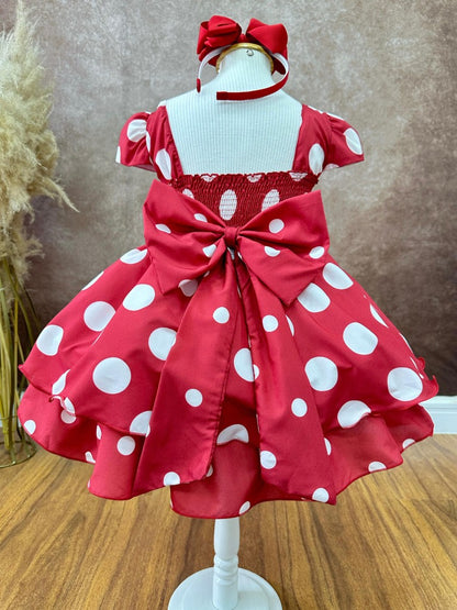 Vestido infantil rojo con broche de flores para fiestas 