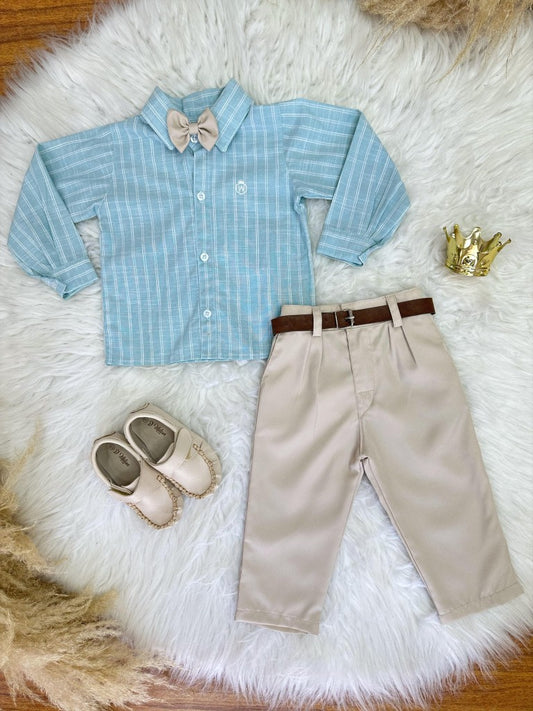 Conjunto Infantil: Camisa de Rayas Verdes y Pantalón Beige con Cinturón 