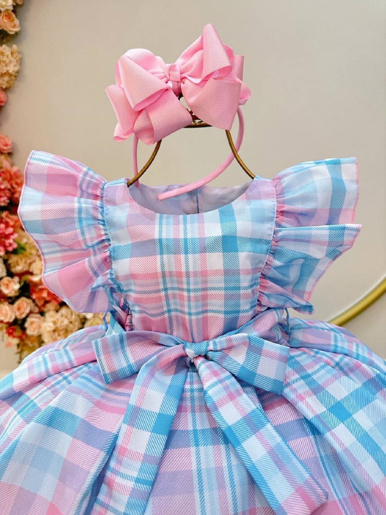 Vestido infantil de tartán a cuadros con caramelos coloridos de lujo
